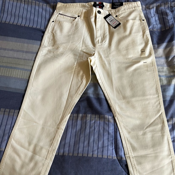Tommy Hilfiger THFlex White 5 pocket Pants US36x30 - Picture 1 of 7